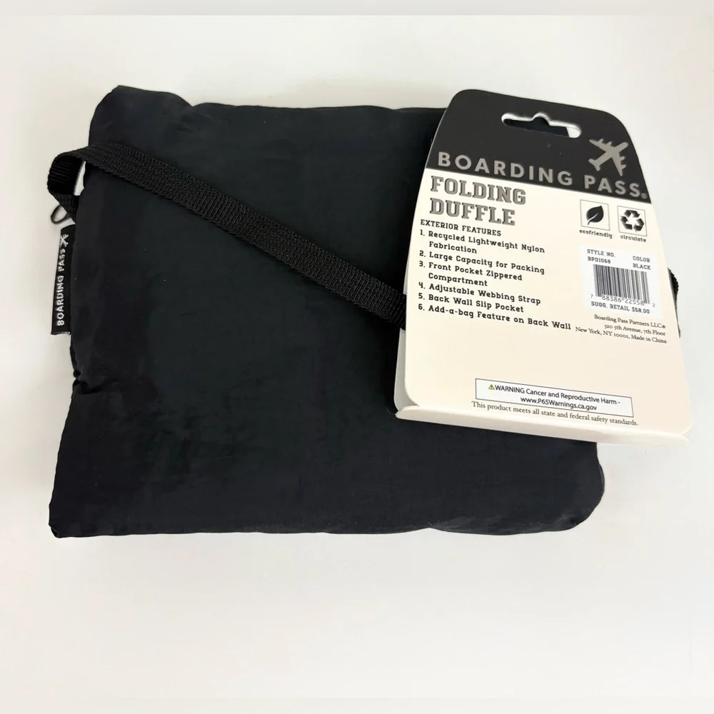 NWT Boarding Pass Black Packable Travel Lightweight Duffel Bag New With Tags